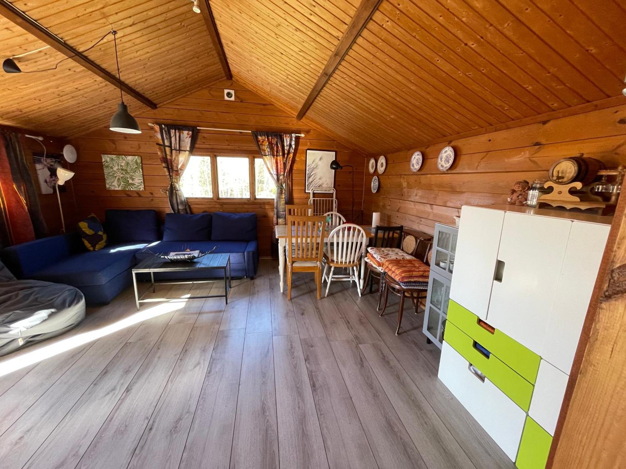 Three Rooms Stuga I Stugby Near National Park Undenäs Kültér fotó