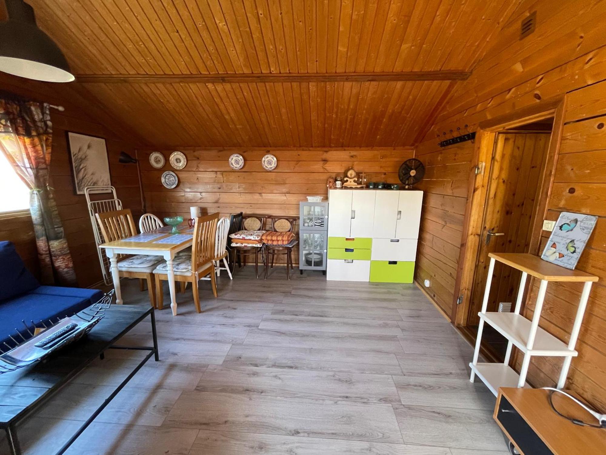 Three Rooms Stuga I Stugby Near National Park Undenäs Kültér fotó